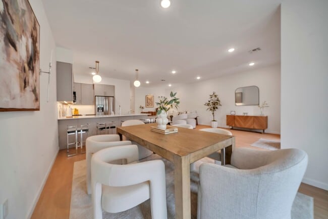 Photo - Cannon House