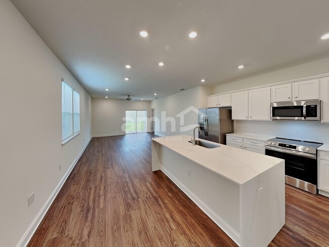 Photo - 264 Onate Cir