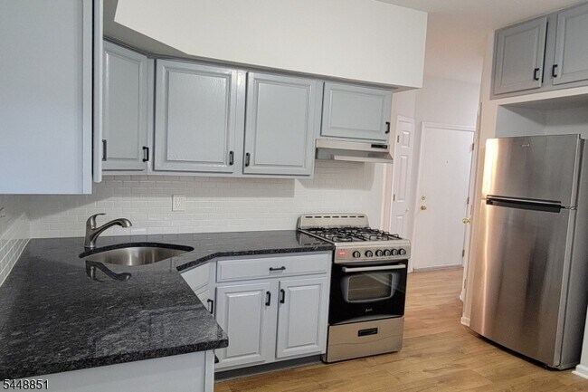 Photo - 117 Forest St Unit 2L
