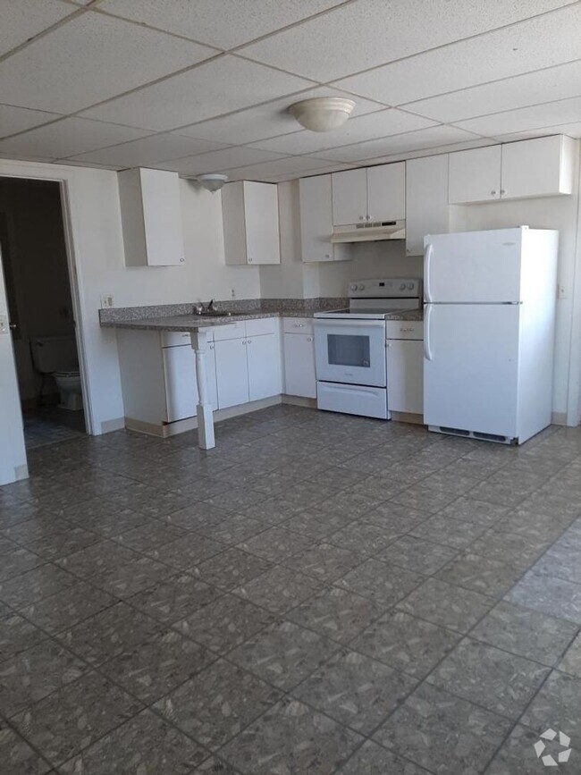 Building Photo - 202 Union St Unit 8 Rental