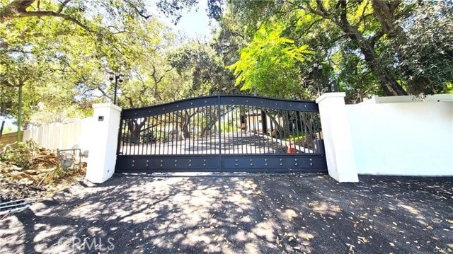 Building Photo - 11825 W Trail