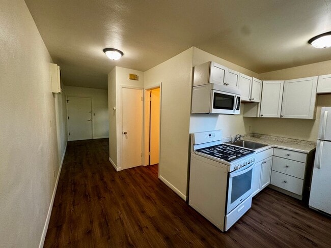 Photo - 1811 13th Ave Unit Apartment 4
