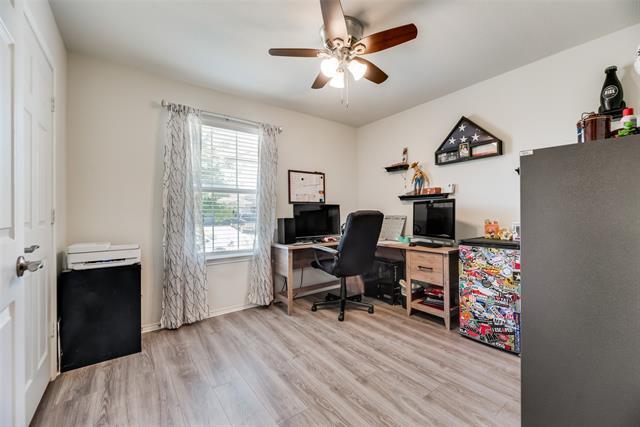 Photo - 1505 Waggoner Dr