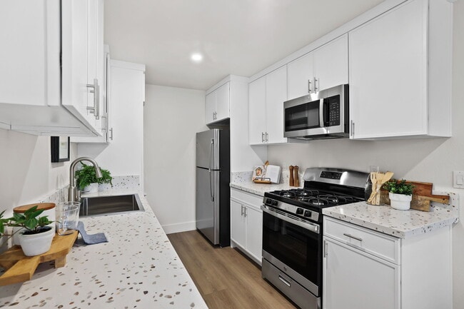 Photo - The Trinidad Apartments