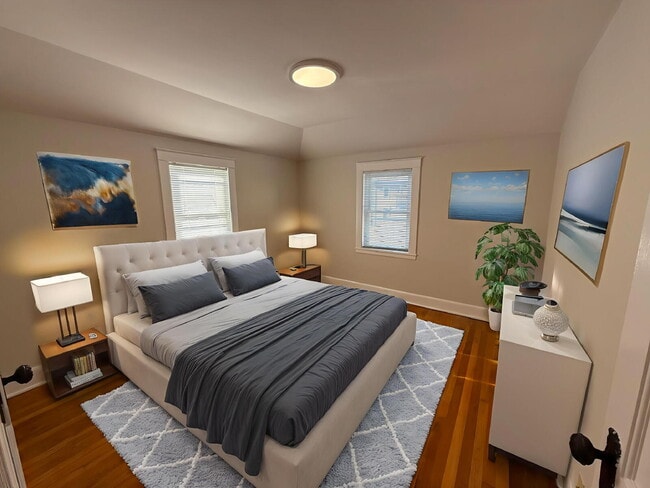 Photo - Newly Renovated 3 BED 1.5 BATH in prime area of Quincy