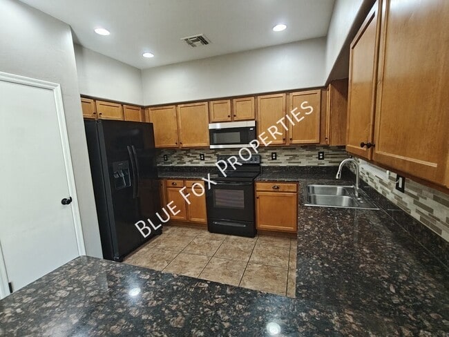 Photo - 250 E Calle Puente Azul