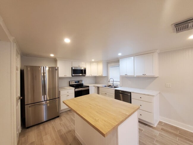 Photo - 1613 17th St Unit 1613 17th St