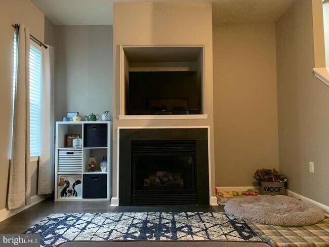 Photo - 42506 Hollyhock Terrace