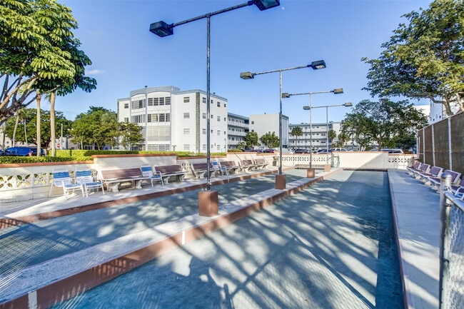 Photo - 4050 NW 42nd Ave Unit 312