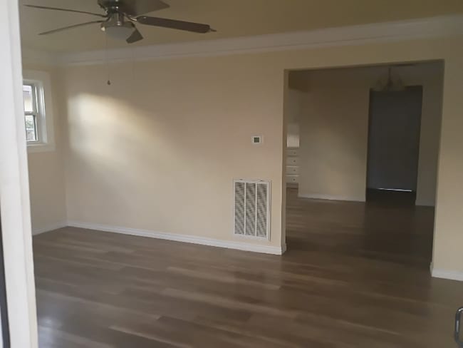 Photo - 3111 Strong Ave