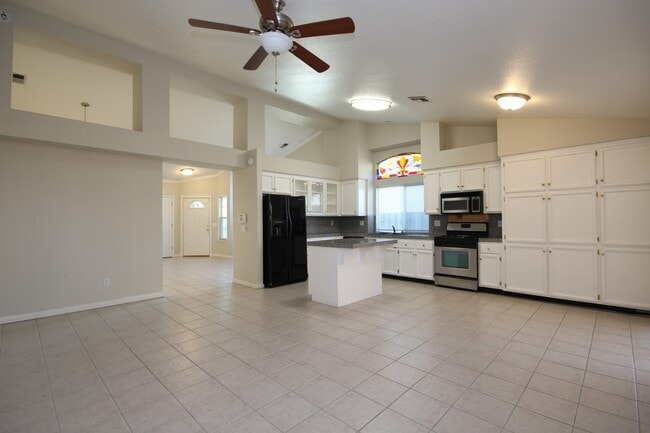 Photo - Great Elk Grove 3 Bed Home