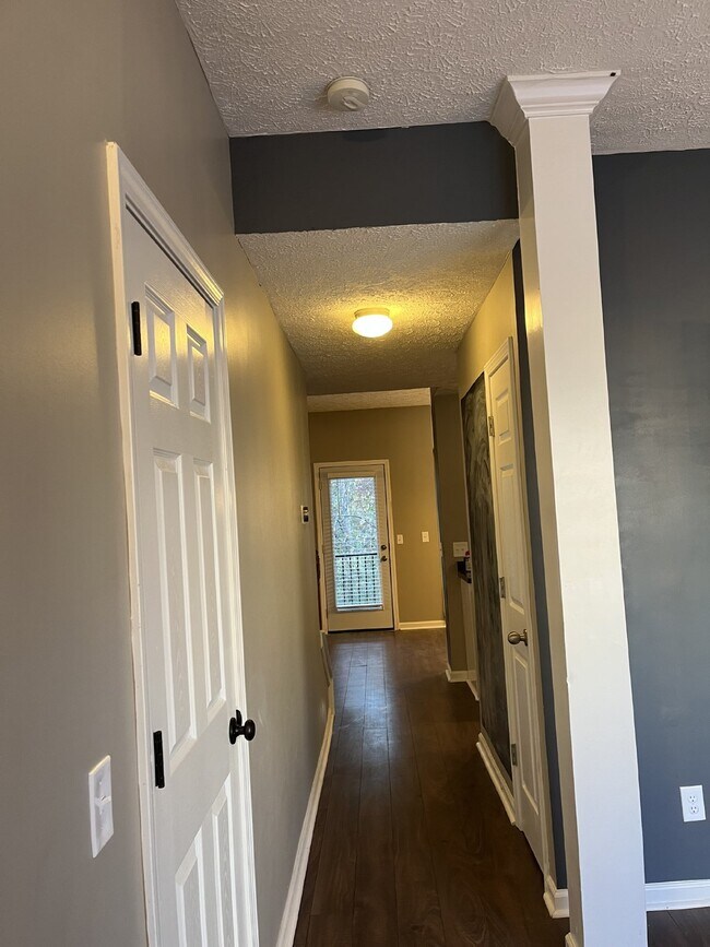 Photo - "Spacious 3-Bedroom Townhouse Retreat with Fireplace & Hardwood Floors in Antioch!" Unit 120