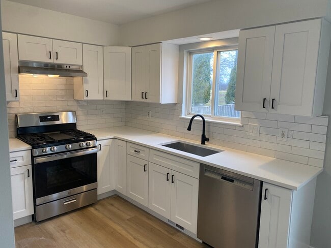 Photo - 21226 W Chastworth Ln