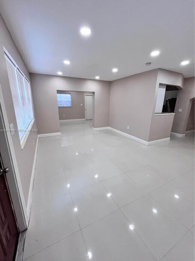 Photo - 251 N 68th Terrace