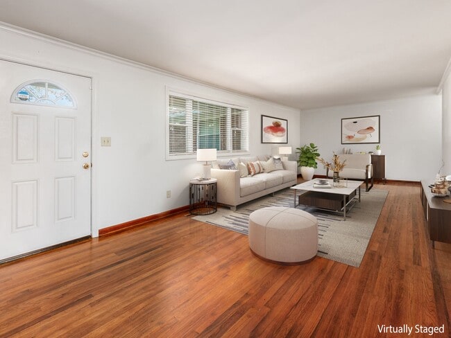 Photo - 1140 Eastfield Rd