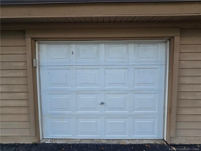 Photo - 316 NE Edgewater Dr