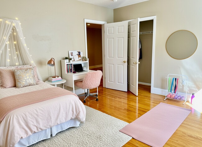 Photo - 328 St Paul St Unit 2