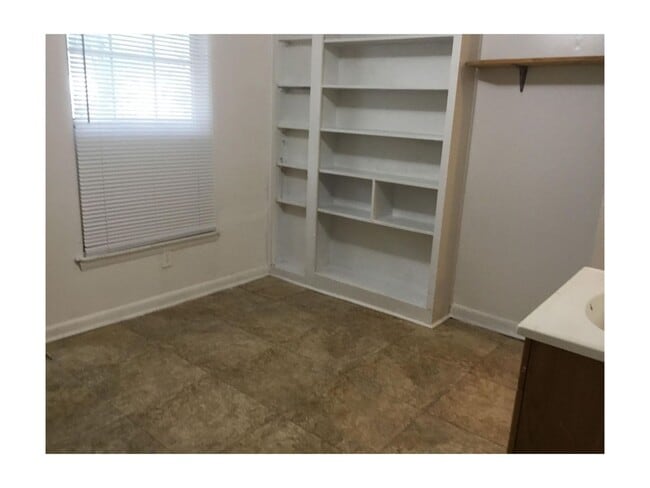 Photo - 1016 Greens Lake Rd