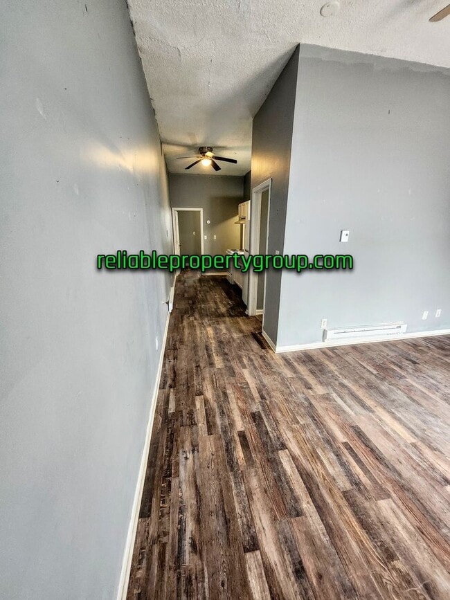 Photo - 1926 W 11th St Unit Apt A