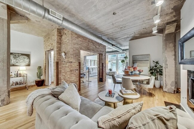 Photo - 110 N Peoria St Unit 307