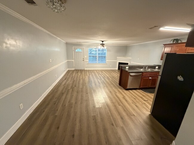 Kitchen & Living Room - 2058 Reserve Ln