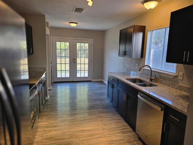 Photo - 8123 Comanche Pass