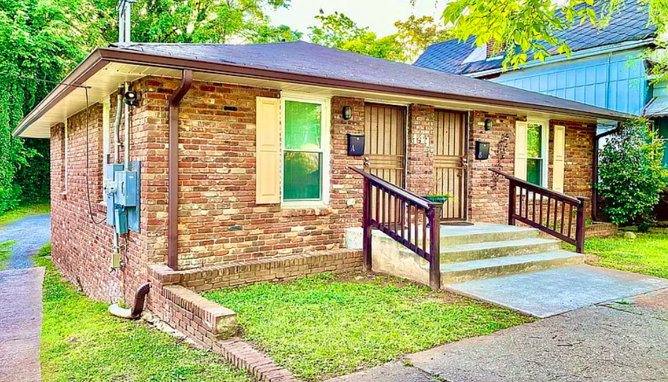 Photo - 141 Walnut St SW (Atlanta, GA)