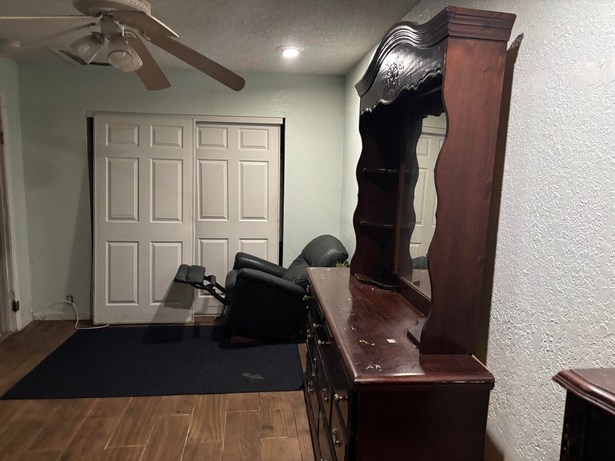 Photo - 8170 SW 6th St