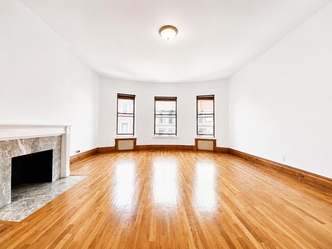 Photo - 302 W 107th St Unit 3A