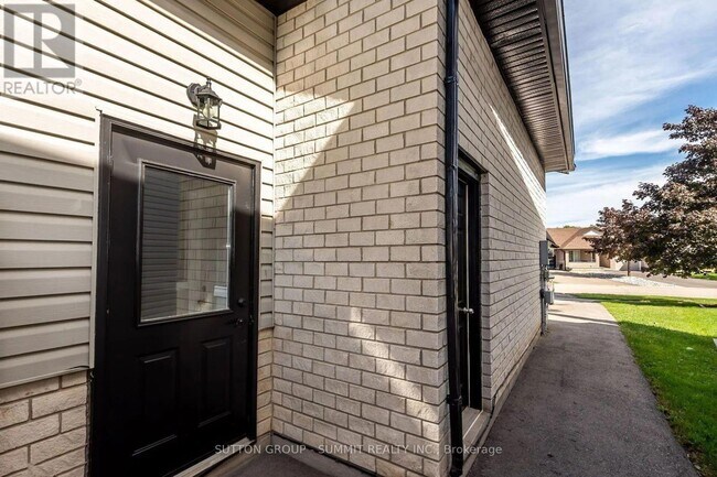 Photo - 52 Marion St