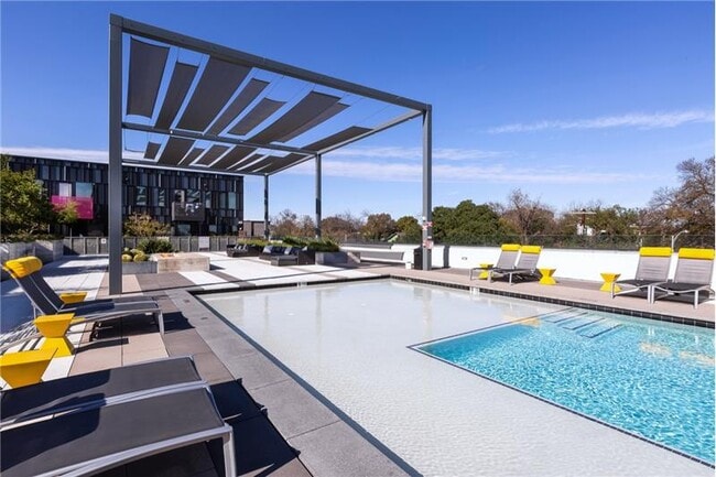 Building Photo - 1102 S Lamar Blvd Unit S7-33