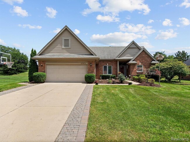 Photo - 37670 Kingsburn Dr