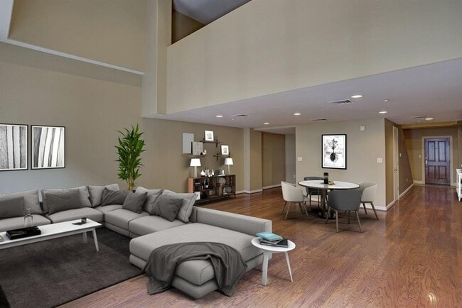 Building Photo - 914 Main St Unit 1107