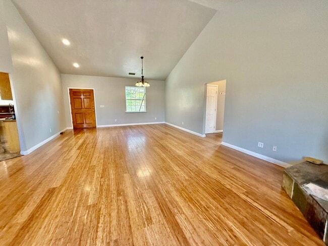 Photo - Unique Horse property with 2 units