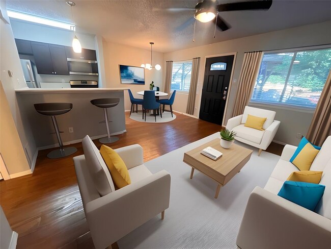 Building Photo - 1202 Newning Ave Unit 207