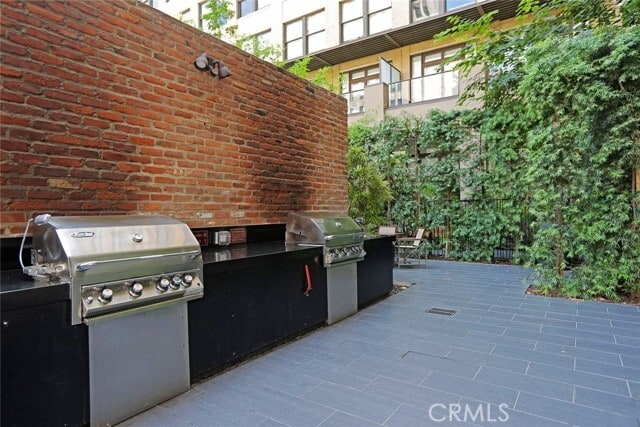 Photo - 460 S Spring St