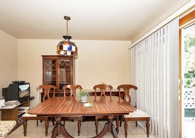 Photo - 15930 Laramie Ave