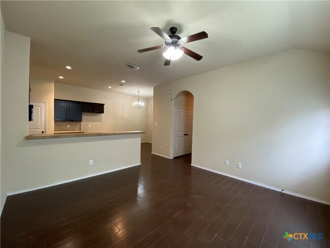 Photo - 506 Creekside Cir