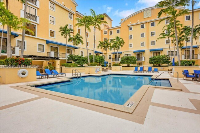 8390 SW 72nd Ave Unit 708