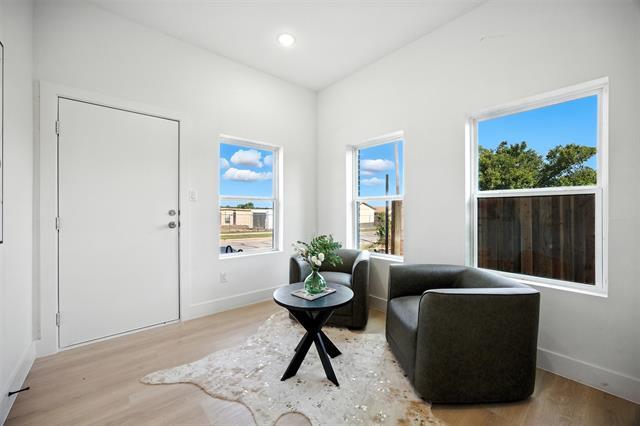 Photo - 312 N Lancaster Ave