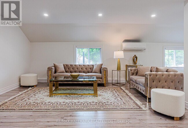 Photo - 930 Lake Dr E Unité 2