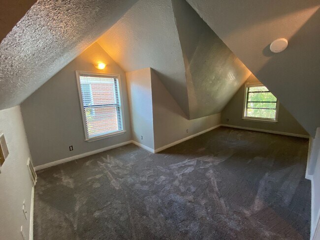 Photo - 2830 San Gabriel St Unit A