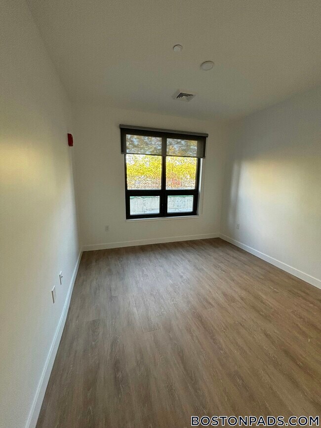 Photo - 199 Gardner St Unit 106