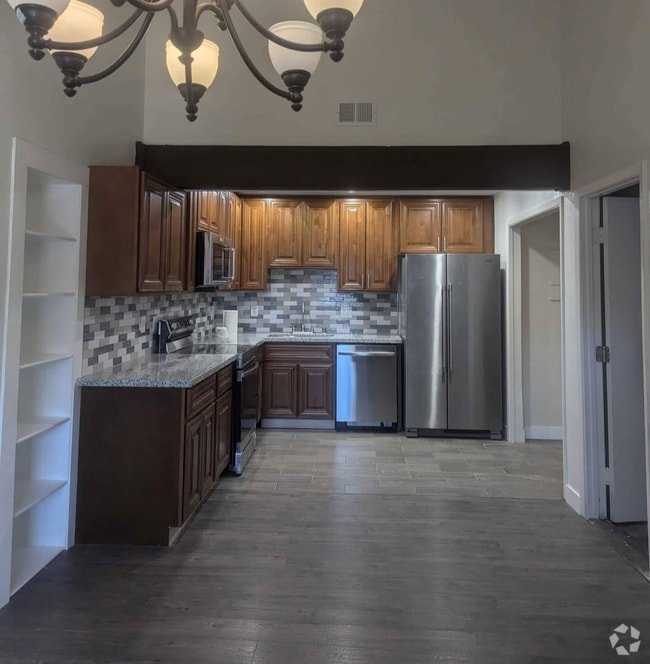 Building Photo - 5901 Moss Creek Cir Rental