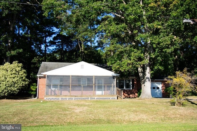 Building Photo - 7612 Sherwood Rd Rental