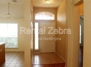 Photo - 830 Orian Dr