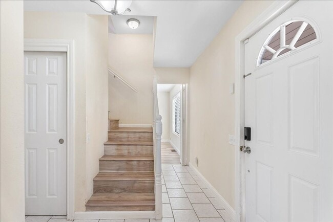 Photo - 2717 Knollwood Dr Unidad 2717 Knollwood Dr #1