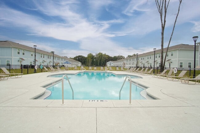 Photo - Spacious North Pensacola Townhome Featuring Modern Finishes, Granite Kitchen, Private Garage, Com...