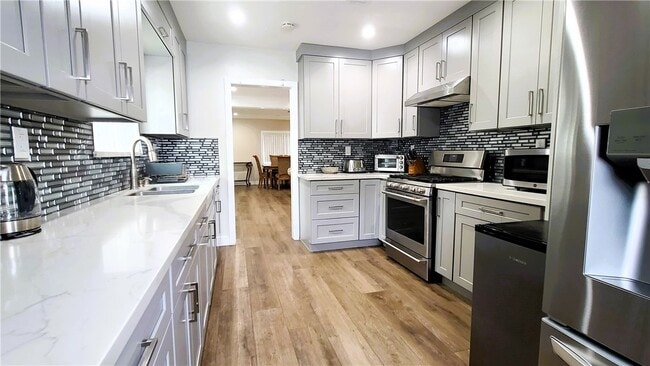 Photo - 2431 N Lamer St