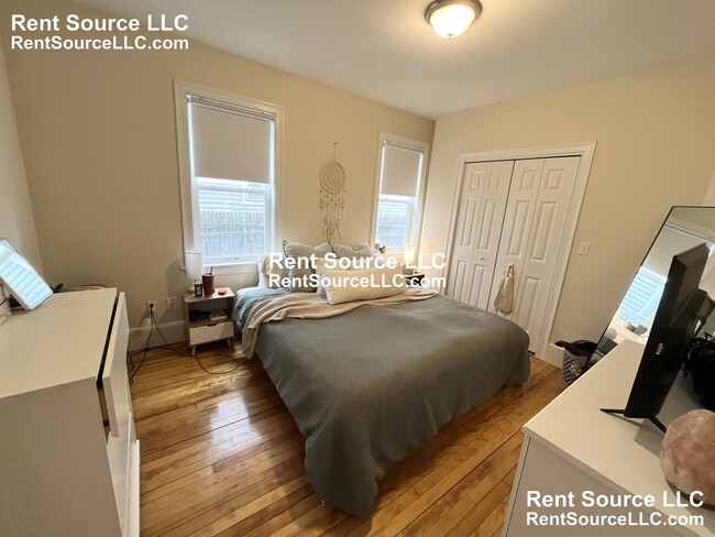 Photo - 15 Sargent Ave Unit 1